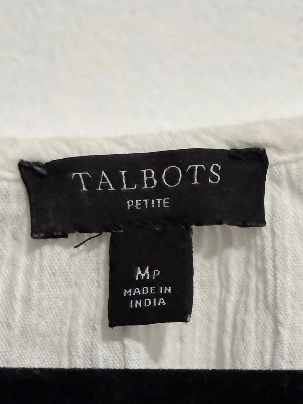 Talbots Embroidered White Boho Peasant Top - Floral Detail Size Medium Petite